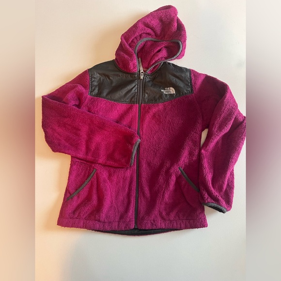 The North Face Girl’s Magenta and Black Fleece Hooded Jacket 14/16 - Picture 1 of 7